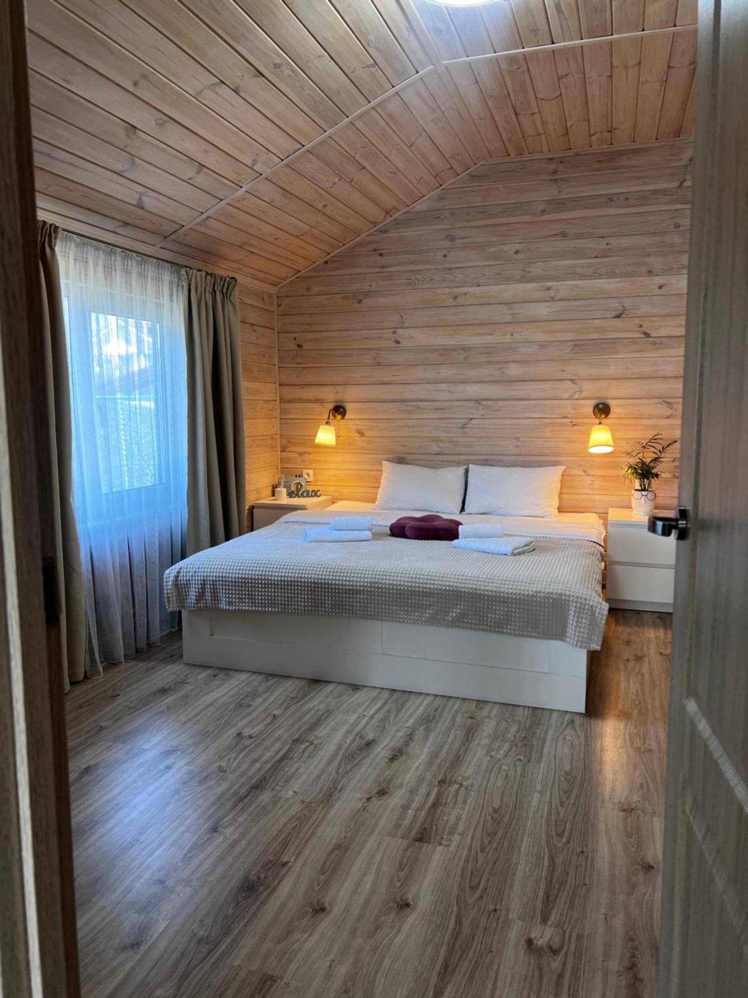 Treeskit House Horenka Buitenkant foto